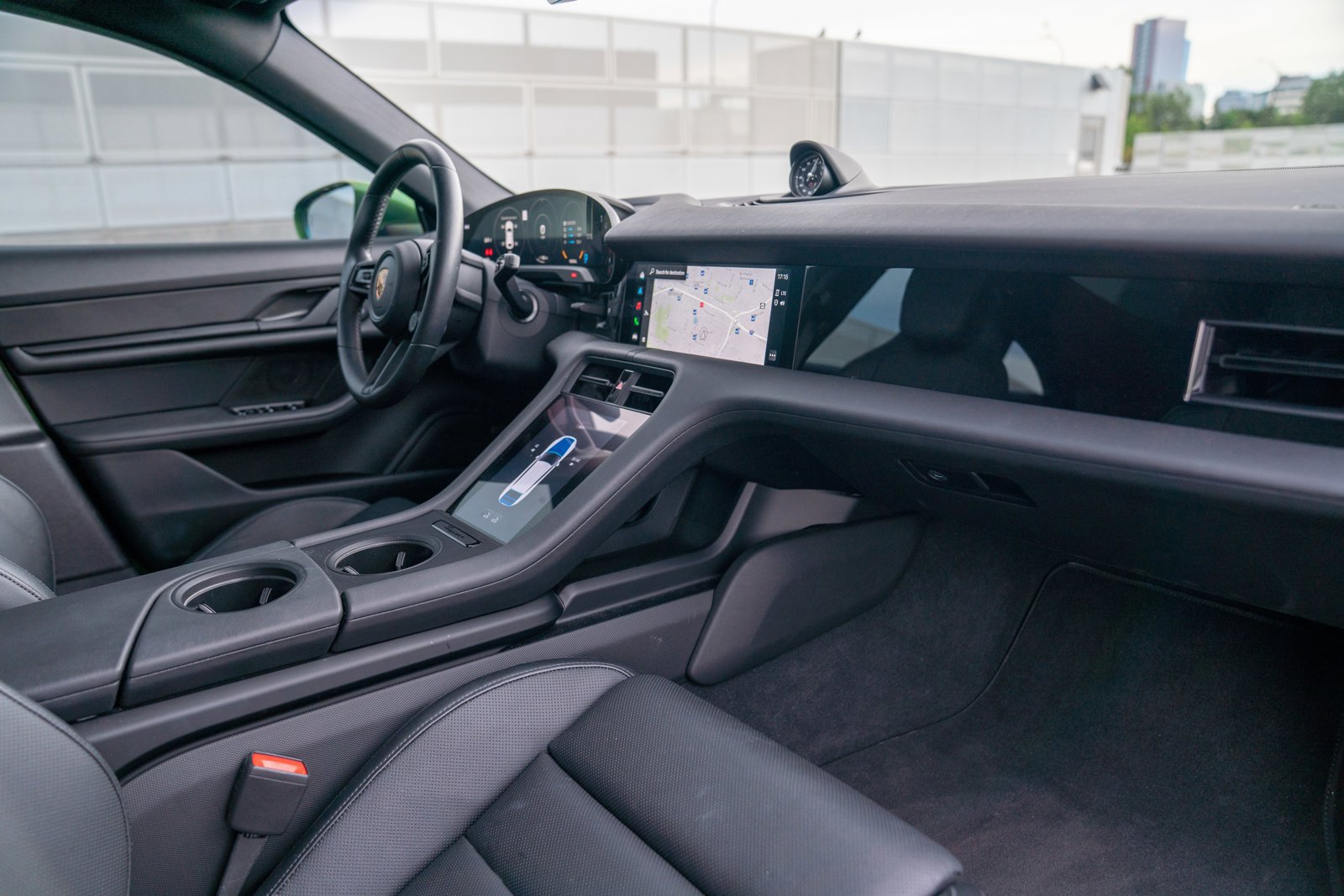 Certified 2023 Porsche Taycan 4S AWD/4WD image 25