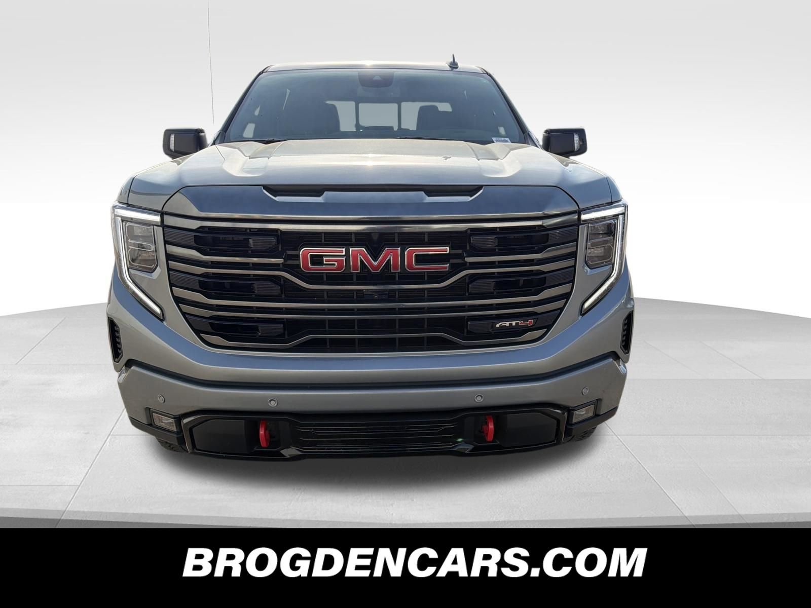 Used 2024 GMC Sierra 1500 AT4 w/ AT4 Premium Package image 8