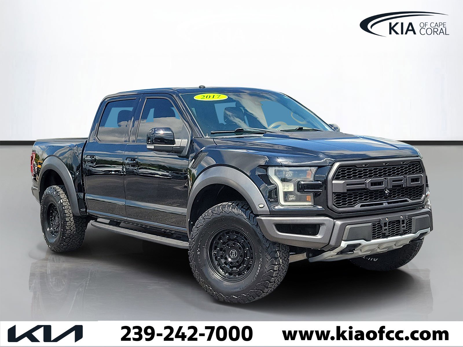 Used 2017 Ford F150 Raptor w/ Equipment Group 802A Luxury AWD/4WD image 1