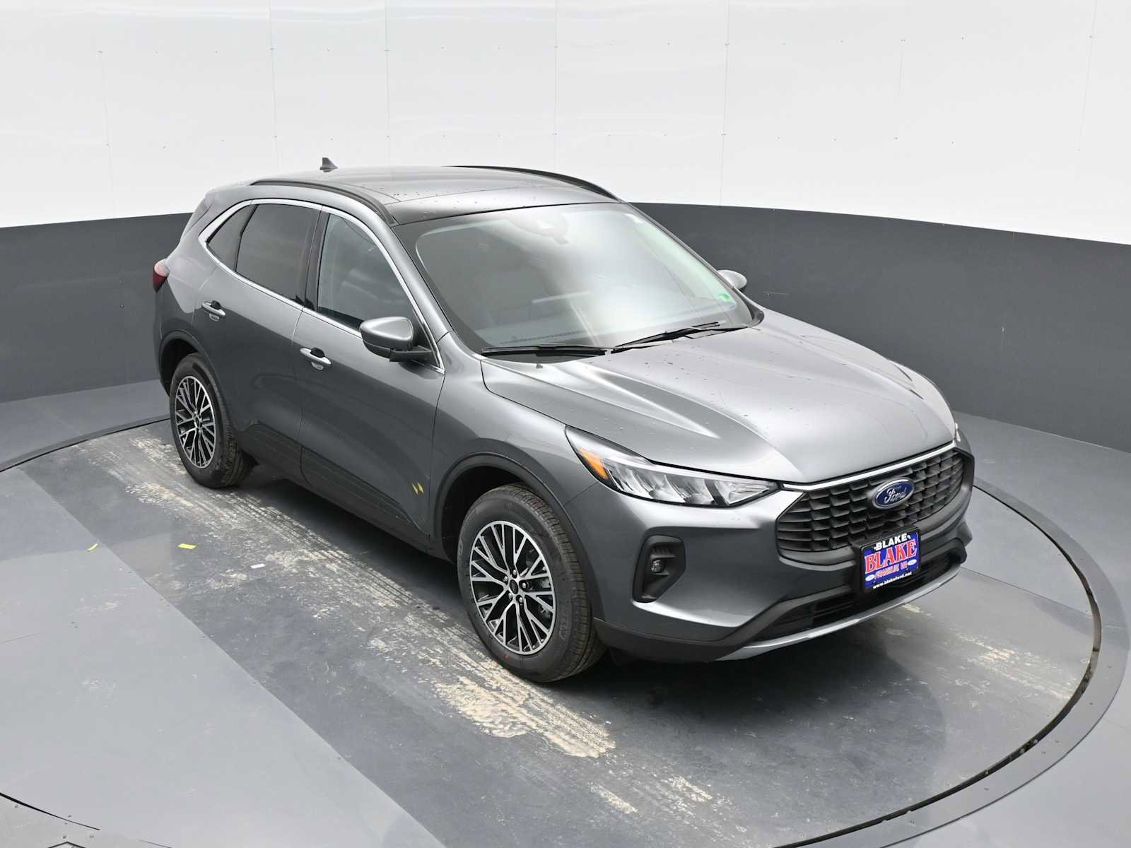 New 2025 Ford Escape SE image 22