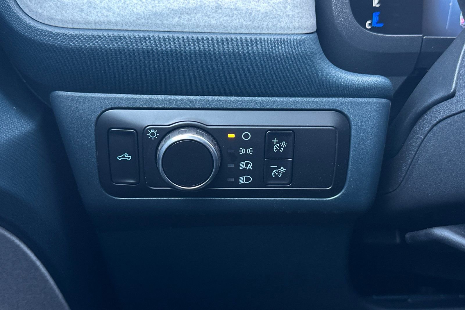 New 2026 Ford Maverick XLT w/ XLT Luxury Package image 25