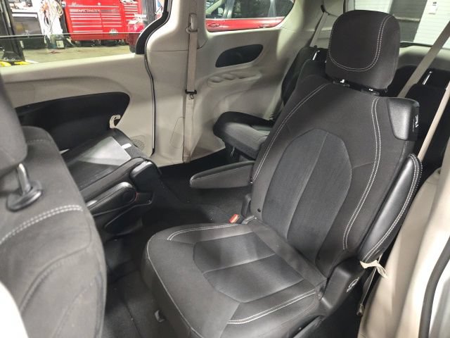 Used 2024 Chrysler Voyager LX FWD image 12