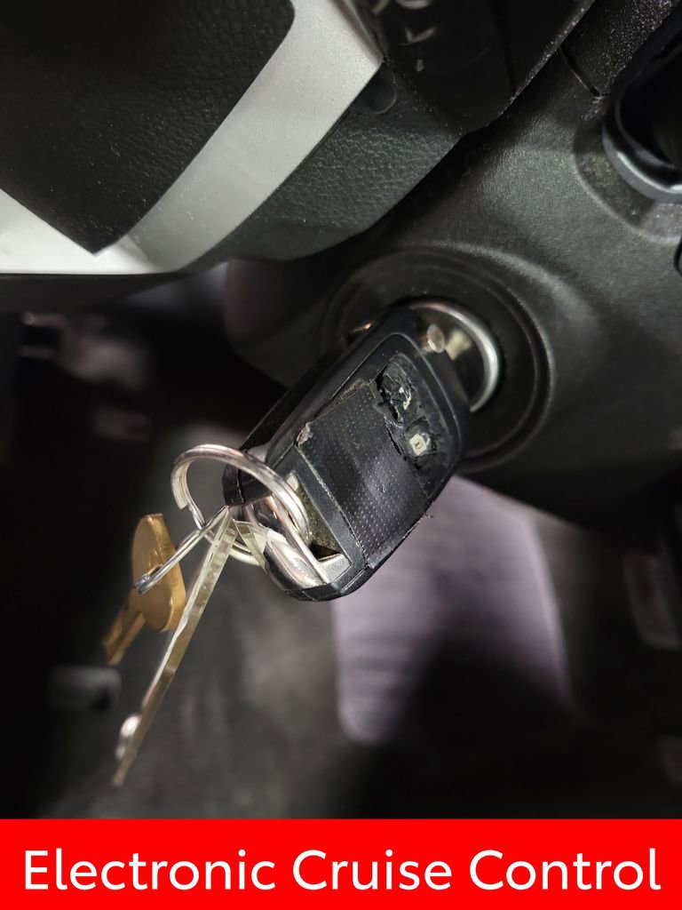 Used 2011 Chevrolet Camaro SS RWD image 15