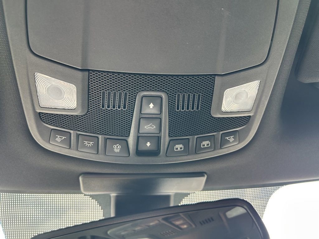 Used 2018 Ford F150 Raptor w/ Equipment Group 802A Luxury image 39