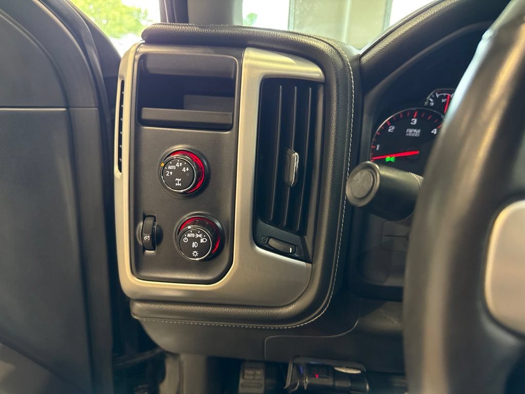 Used 2016 GMC Sierra 1500 SLT AWD/4WD image 32