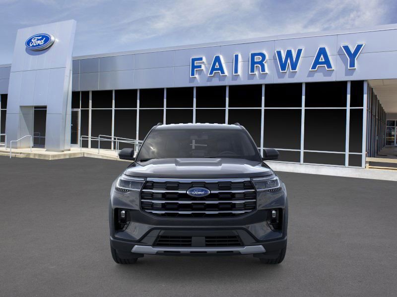 Used 2025 Ford Explorer Active w/ Active Comfort Package RWD image 6