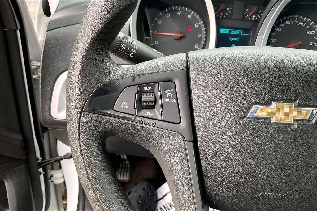 Used 2016 Chevrolet Equinox LS FWD image 12
