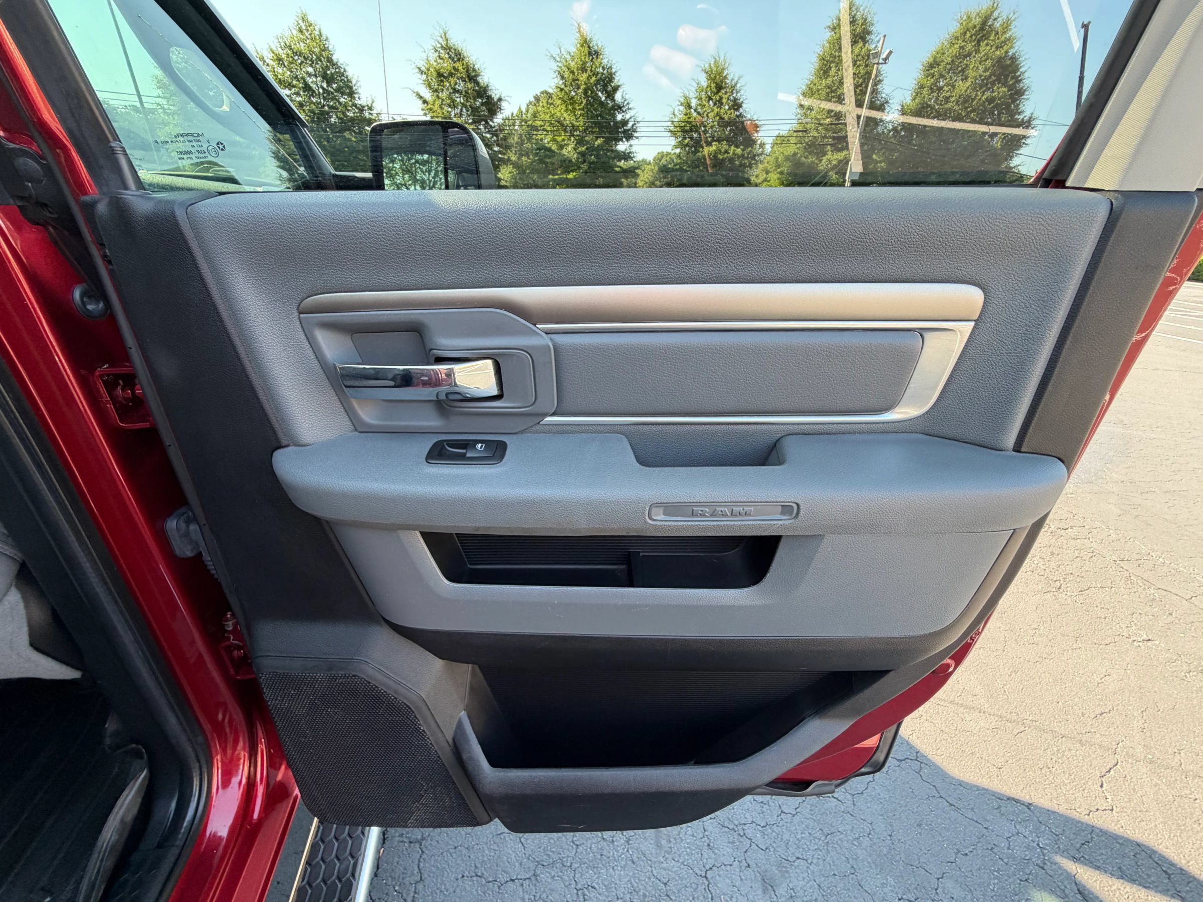 Used 2014 RAM 3500 Big Horn AWD/4WD image 21