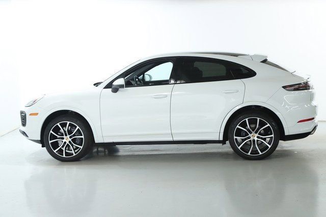 Used 2021 Porsche Cayenne Coupe image 39