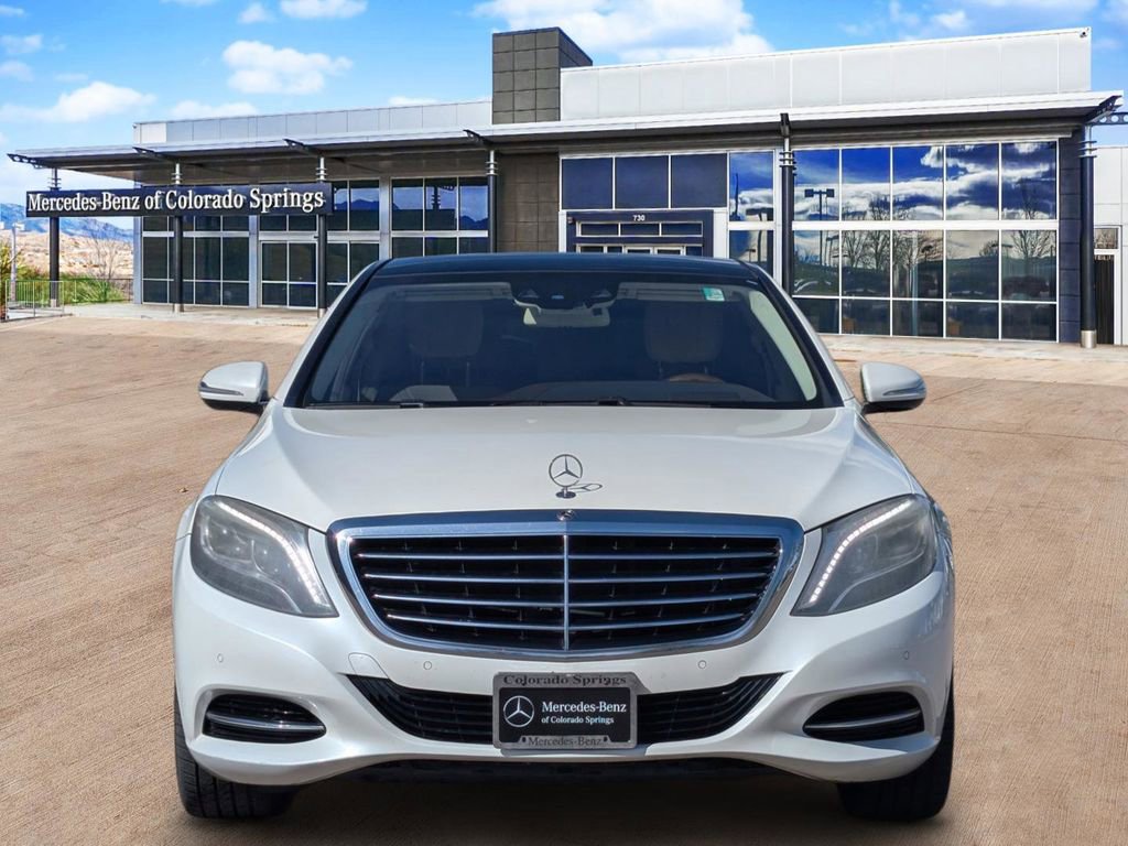Used 2017 Mercedes-Benz S 550 Sedan image 2