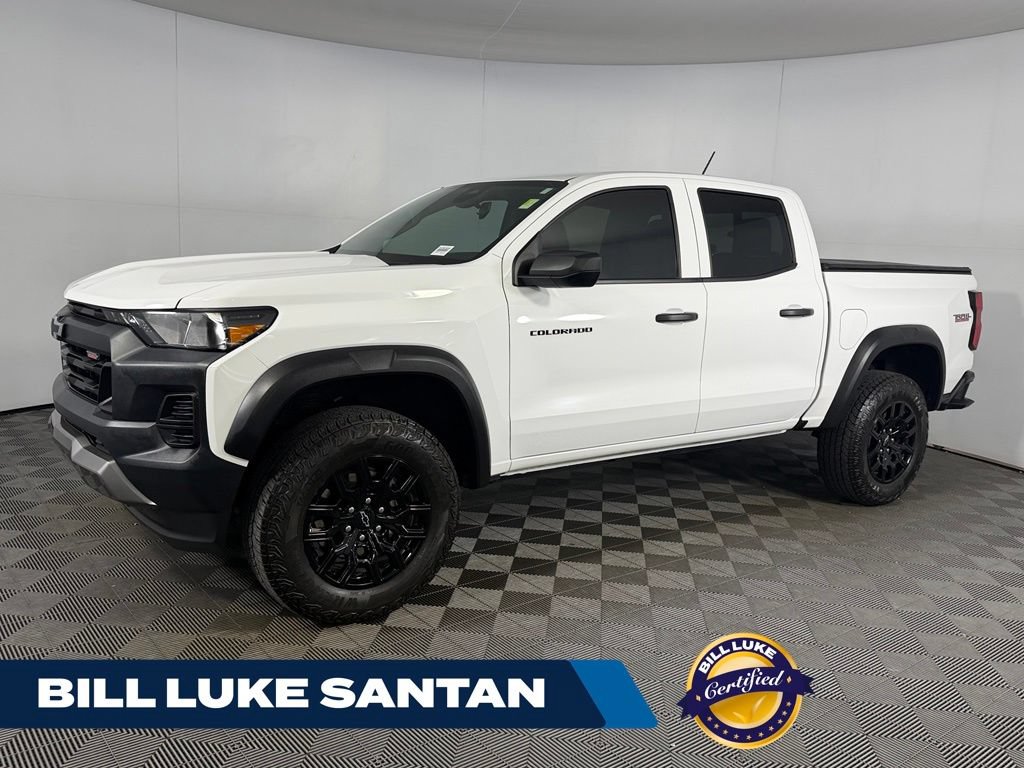 Used 2024 Chevrolet Colorado Trail Boss w/ Advanced Trailering Package AWD/4WD image 1