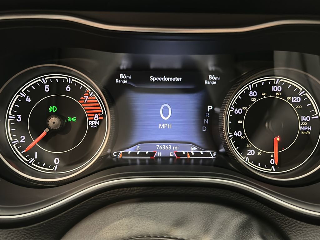 Used 2019 Jeep Cherokee Limited AWD/4WD image 25