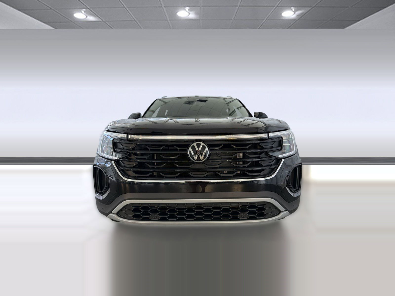 Used 2025 Volkswagen Atlas Cross Sport SE FWD image 6