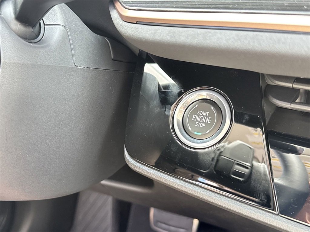 New 2025 Buick Envision Sport Touring image 19