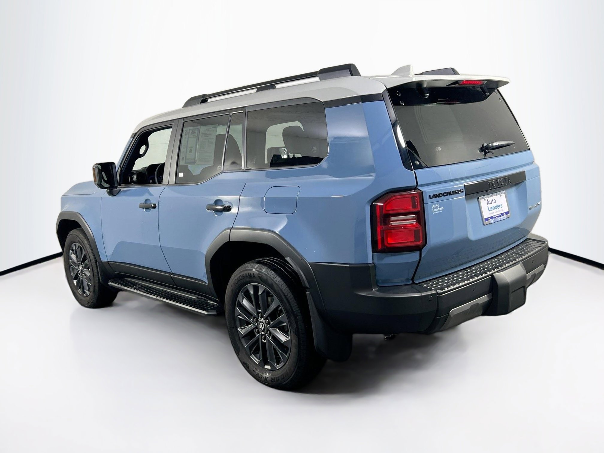 Used 2025 Toyota Land Cruiser w/ Premium Package image 7