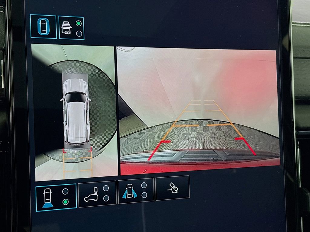 New 2026 GMC Yukon AT4 Ultimate w/ LPO, Floor Liner Package image 14