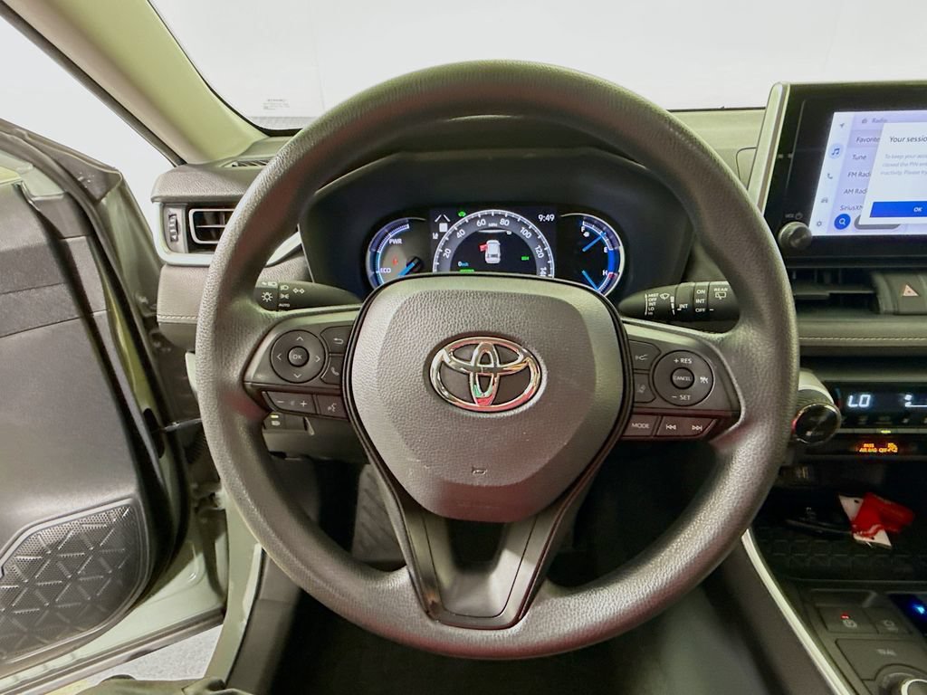 Used 2023 Toyota RAV4 XLE AWD/4WD image 12