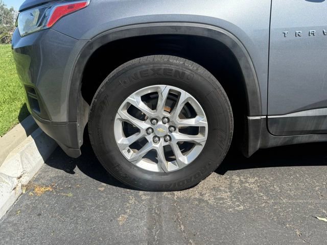 Used 2018 Chevrolet Traverse LS image 29