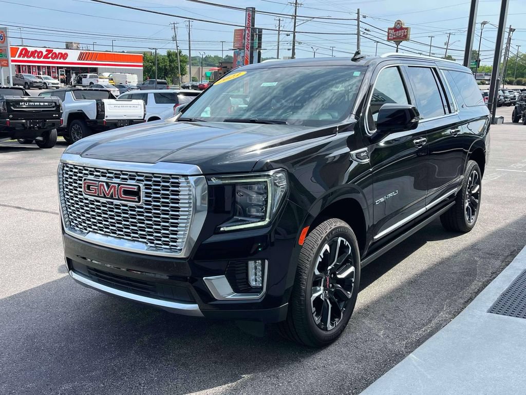 Certified 2023 GMC Yukon XL Denali AWD/4WD image 7