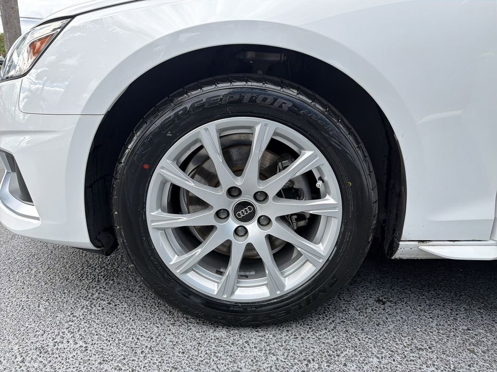 Used 2024 Audi A4 2.0T Premium image 31