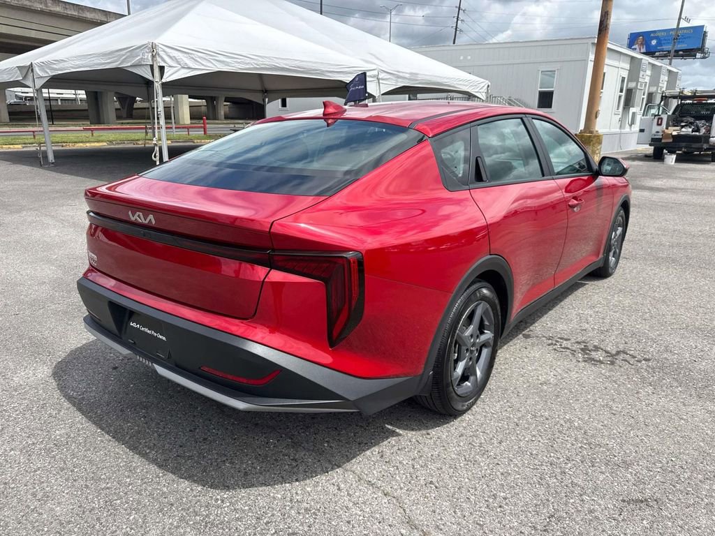 Certified 2025 Kia K4 LXS image 8