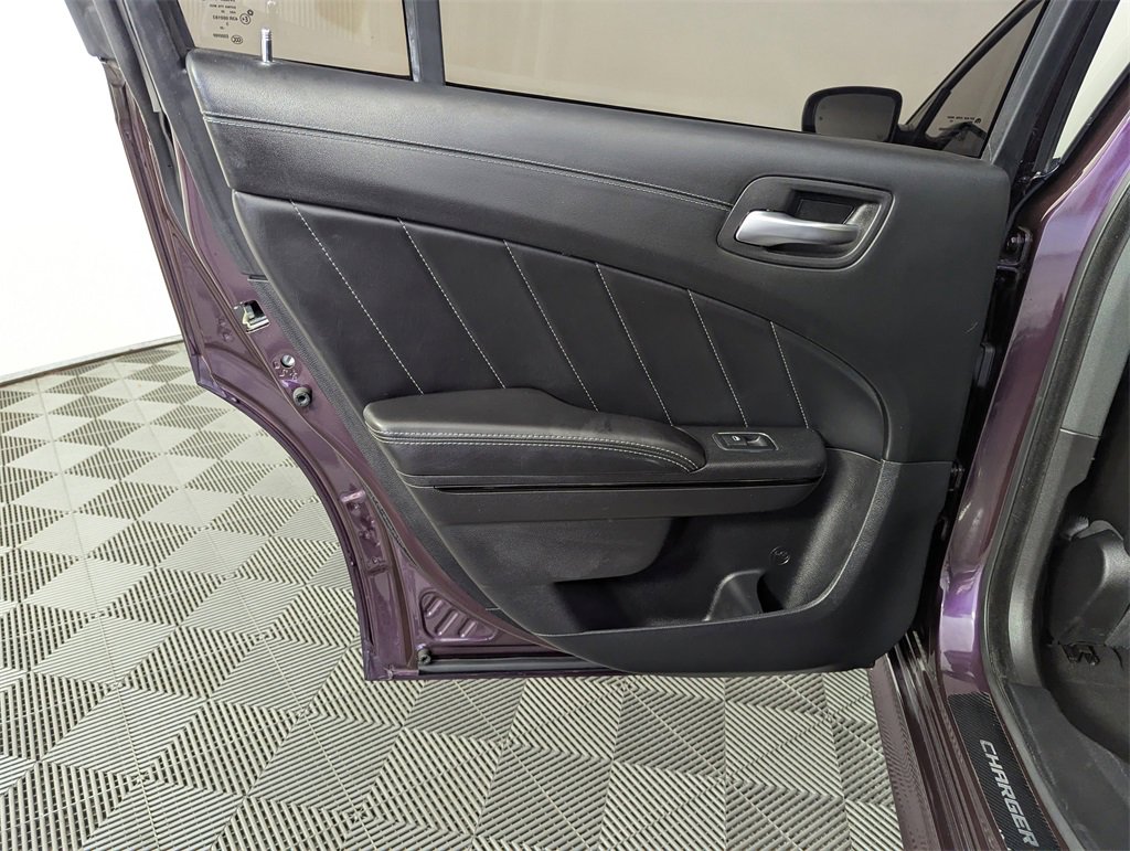 Used 2021 Dodge Charger R/T w/ Plus Group image 28