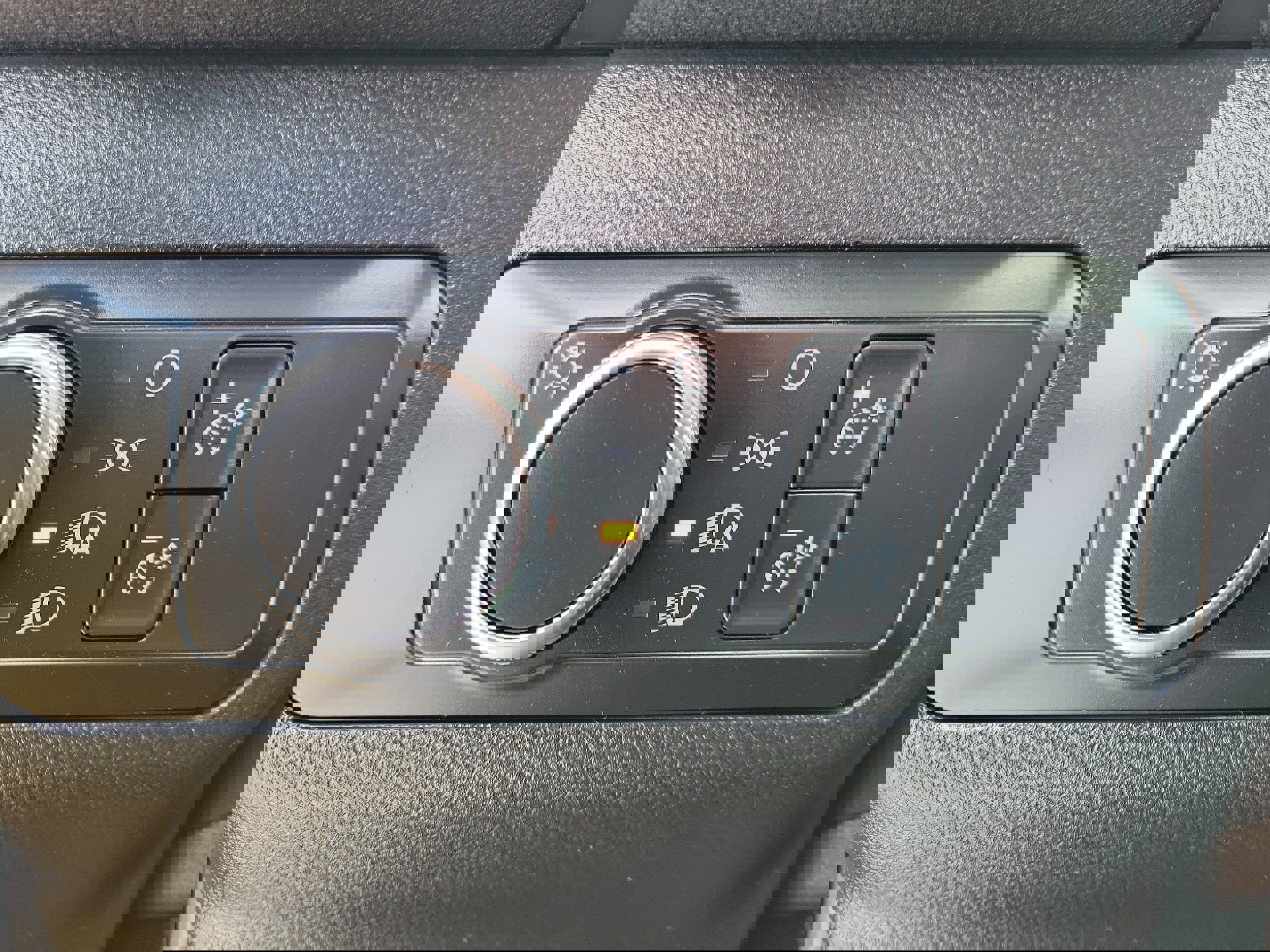 Certified 2022 Ford Escape SE w/ Cold Weather Package AWD/4WD image 21