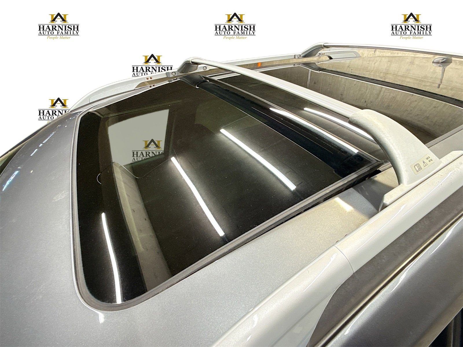 Used 2016 Nissan Rogue SL w/ SL Premium Package image 23