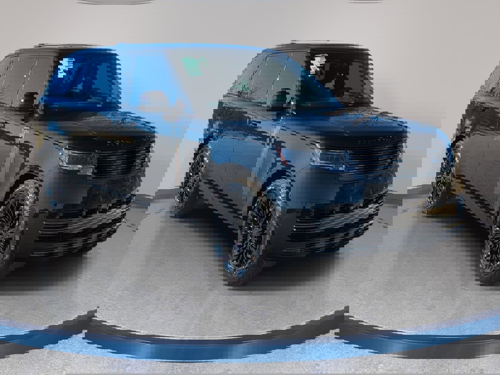 New 2026 Land Rover Range Rover SV image 4