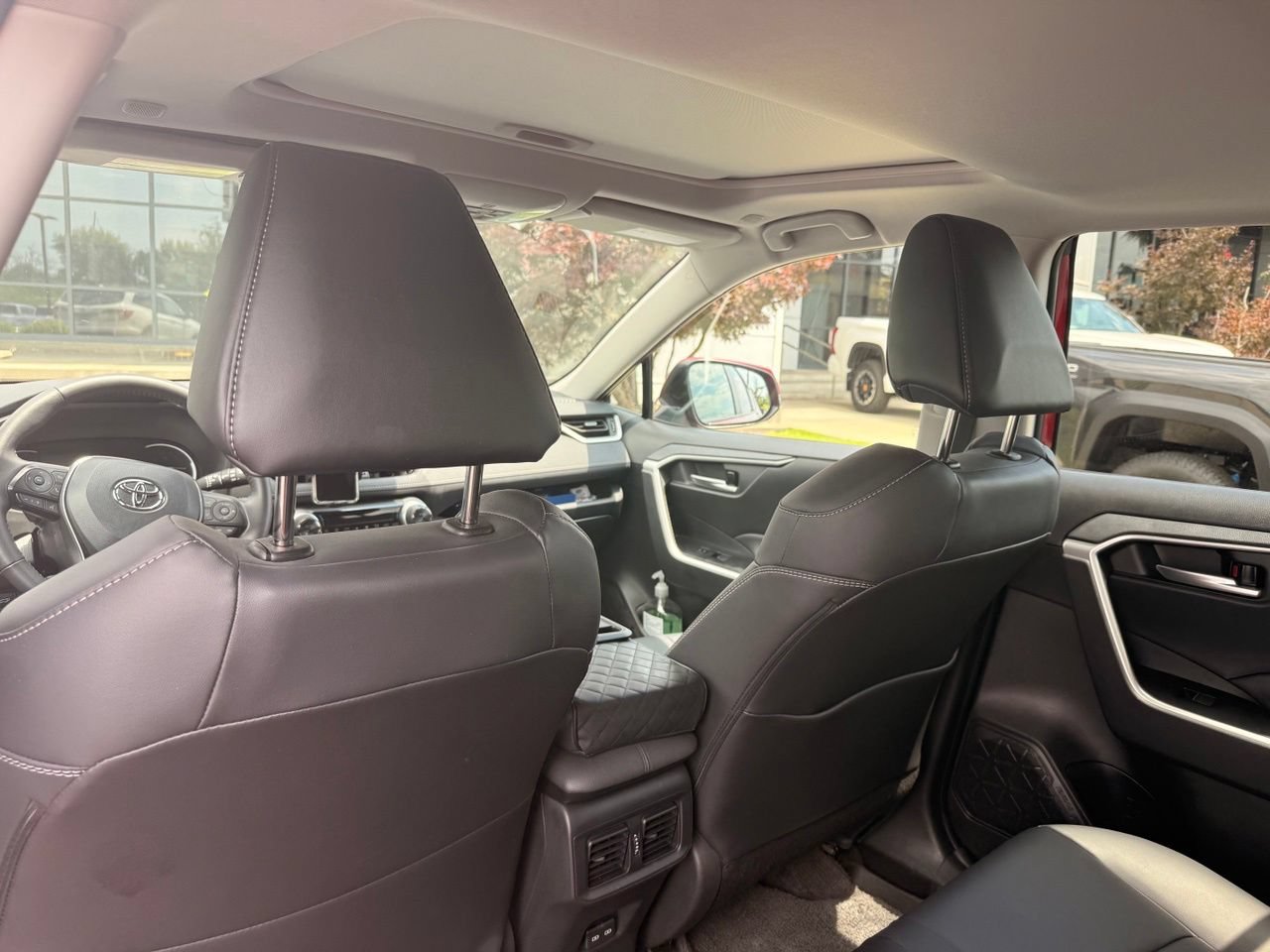 Used 2024 Toyota RAV4 XLE Premium w/ Weather Package AWD/4WD image 10