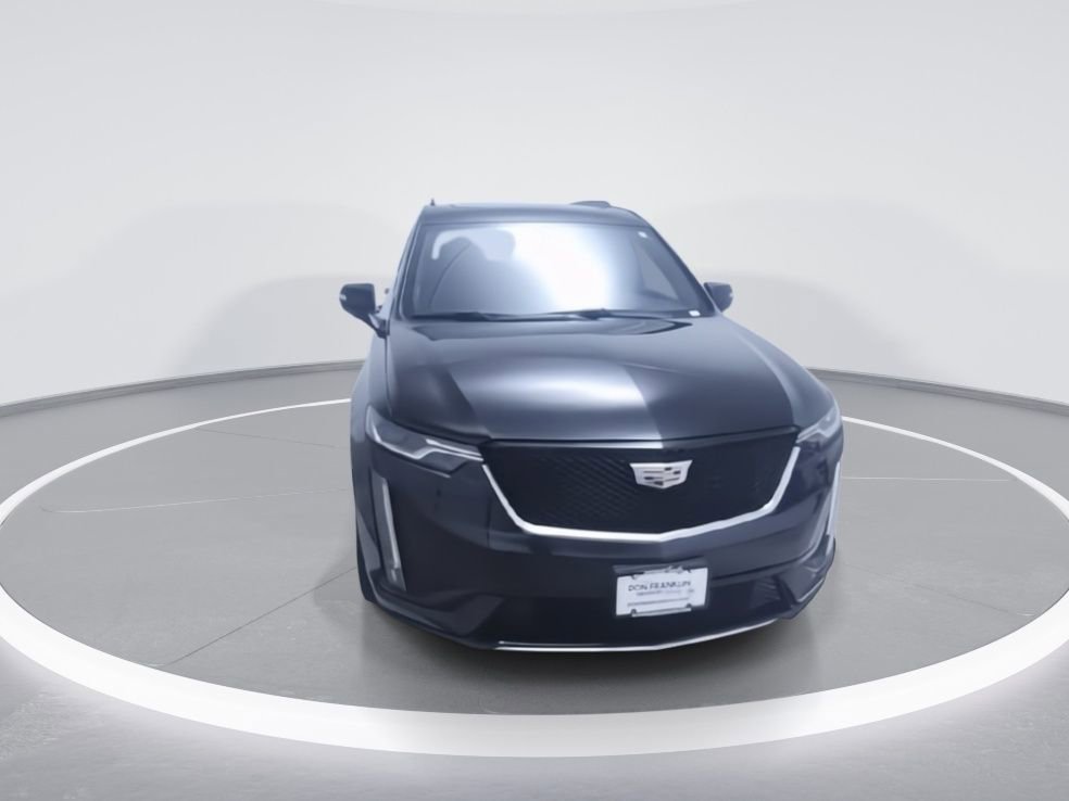 Used 2021 Cadillac XT6 Sport w/ LPO, Floor Liner Package AWD/4WD image 2