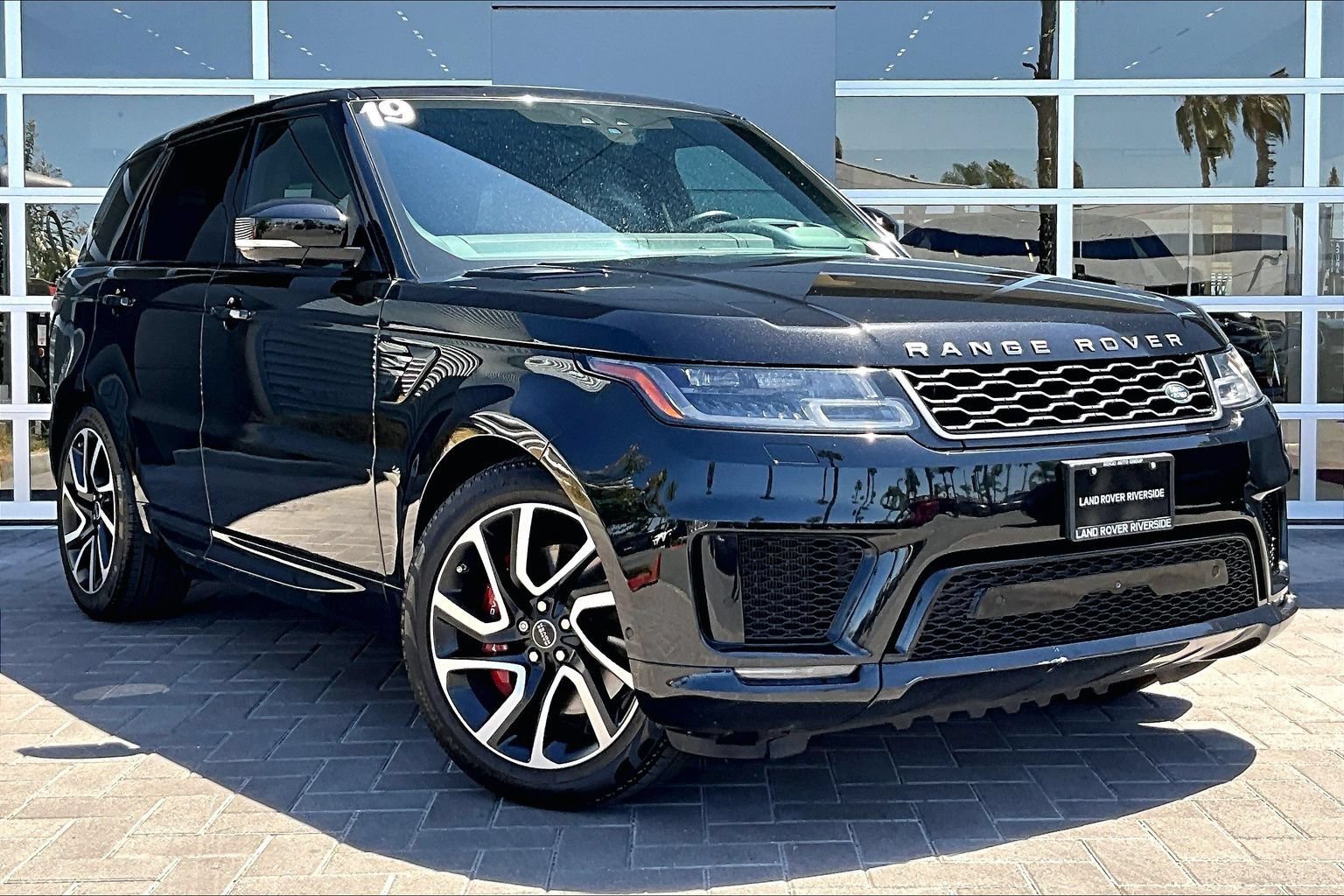 Used 2019 Land Rover Range Rover Sport Supercharged AWD/4WD image 3