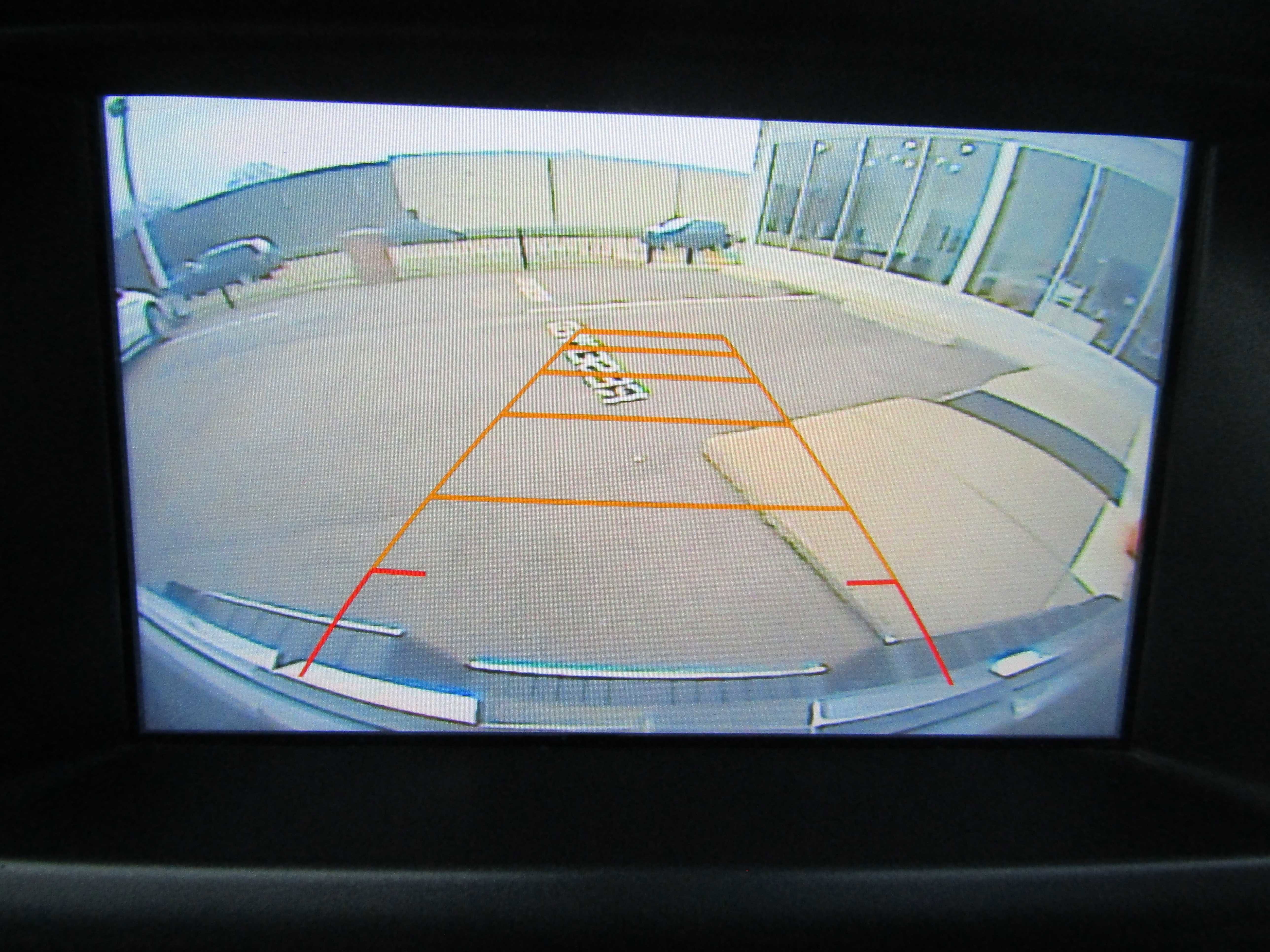 Used 2017 GMC Canyon SLE image 25