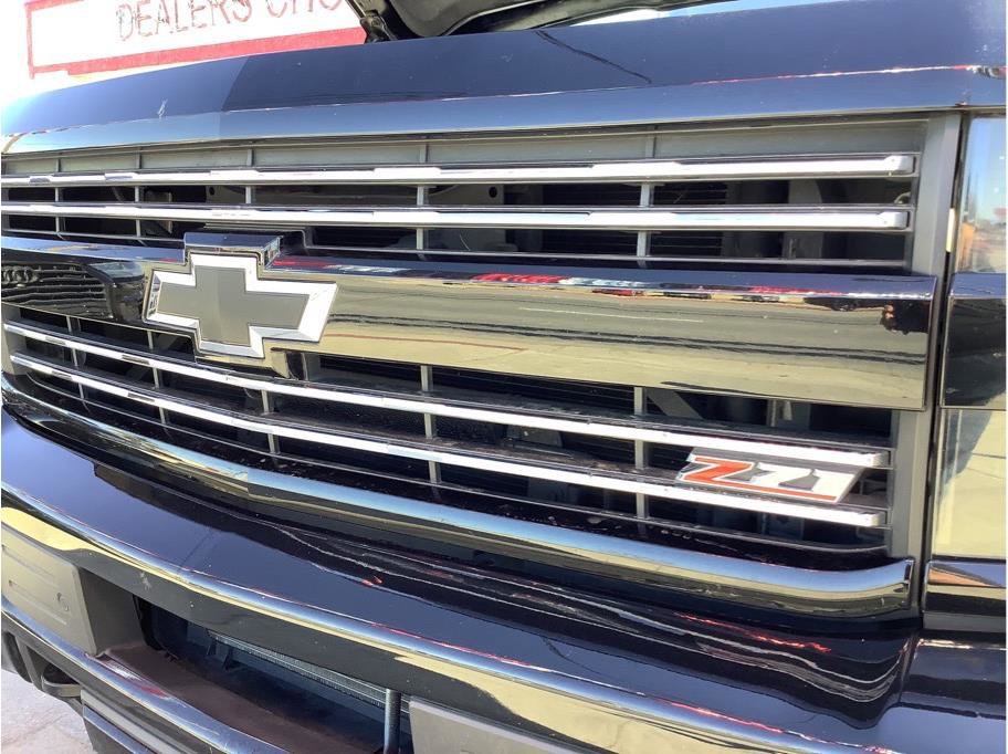 Used 2016 Chevrolet Silverado 2500 LTZ w/ Duramax Plus Package AWD/4WD image 28