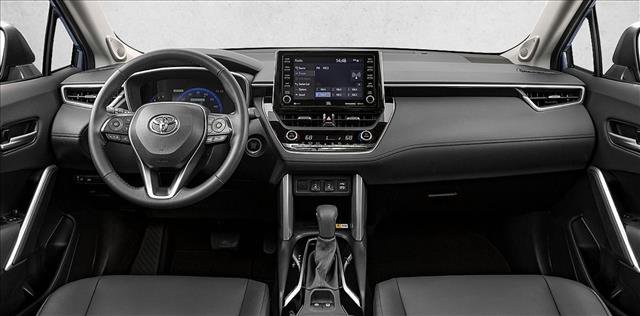 Used 2022 Toyota Corolla Cross LE image 9