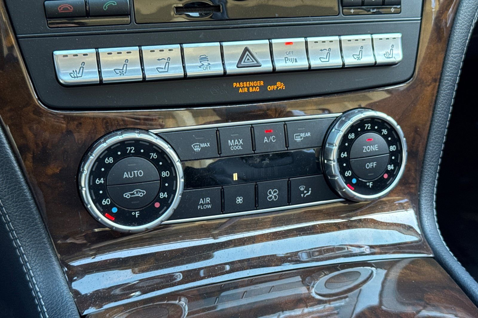 Used 2013 Mercedes-Benz SL 550 image 22