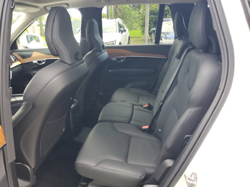 Certified 2024 Volvo XC90 T8 Plus w/ Protection Package Premier AWD/4WD image 12
