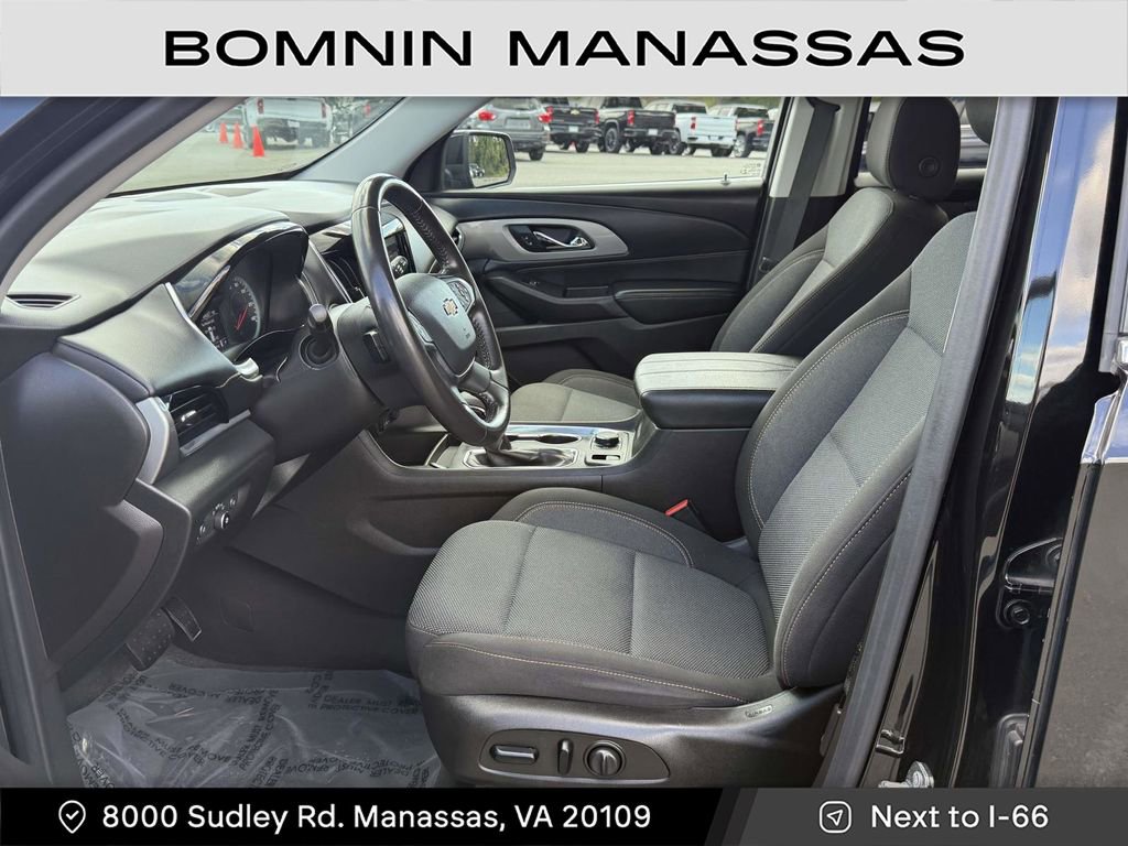 Used 2021 Chevrolet Traverse LT image 15