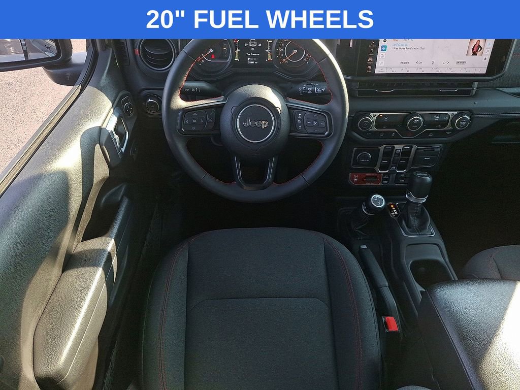 Used 2025 Jeep Wrangler Unlimited Rubicon image 11