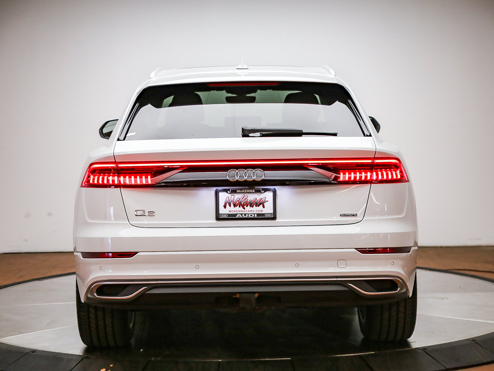 Certified 2023 Audi Q8 Premium Plus AWD/4WD image 6
