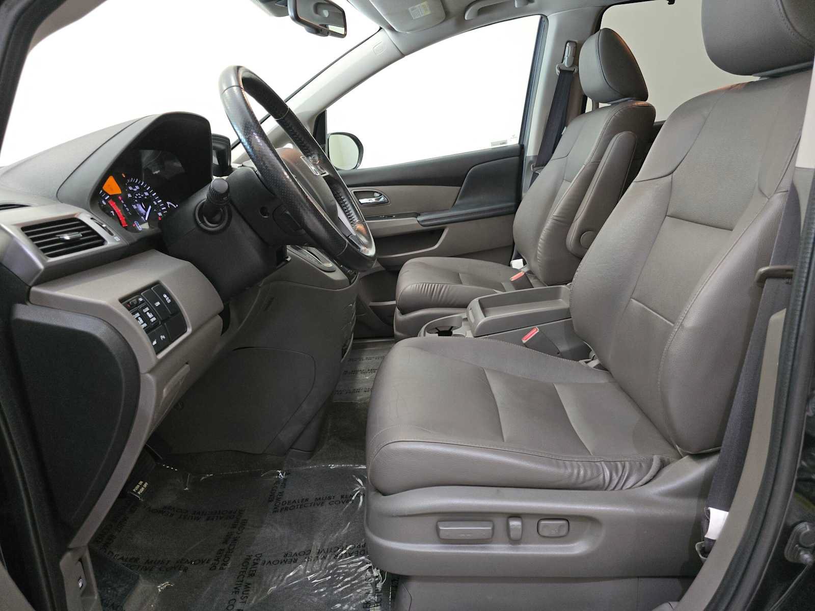 Used 2014 Honda Odyssey Touring image 22