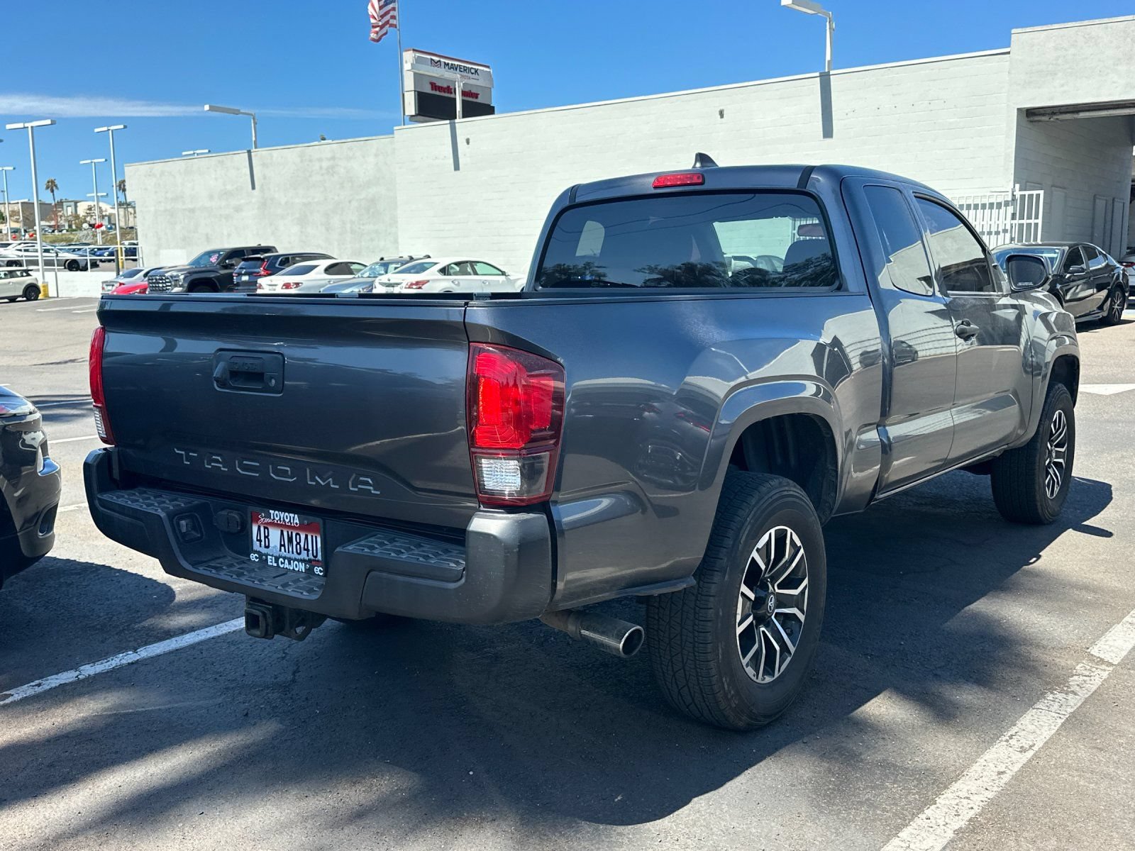 Used 2021 Toyota Tacoma SR RWD image 3