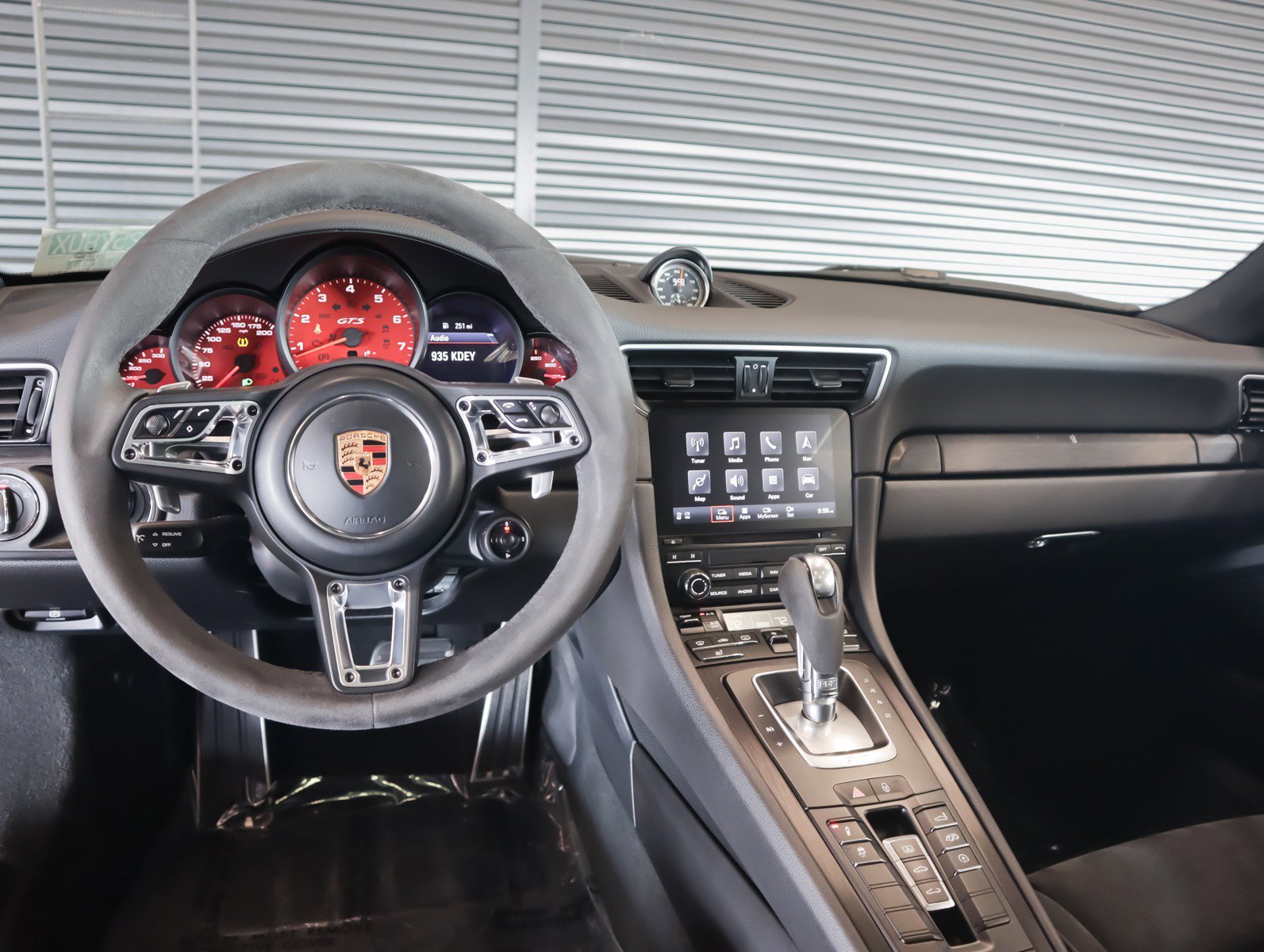 Certified 2018 Porsche 911 Carrera 4 GTS image 14