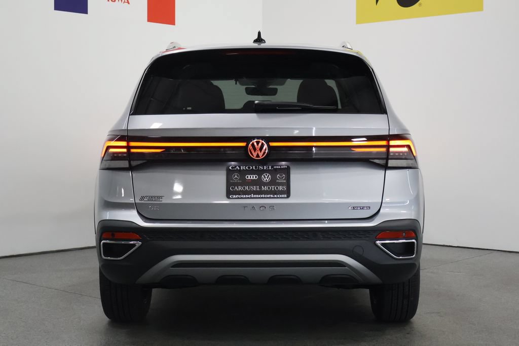 New 2026 Volkswagen Taos SE AWD/4WD image 11