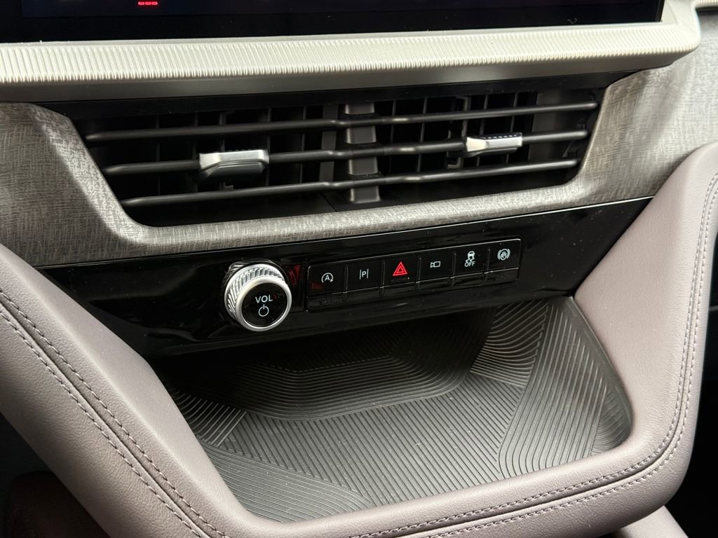 New 2026 Ford Explorer Platinum image 21