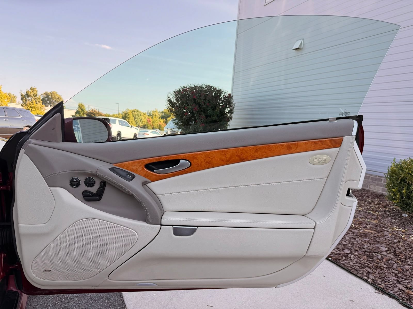 Used 2007 Mercedes-Benz SL 550 image 52