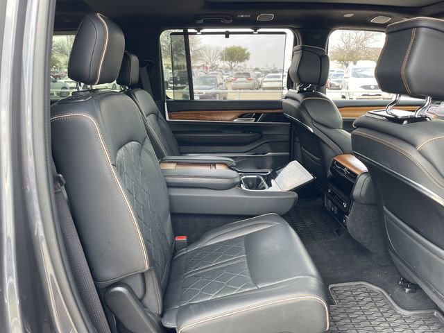 Used 2024 Jeep Grand Wagoneer L Series III image 26