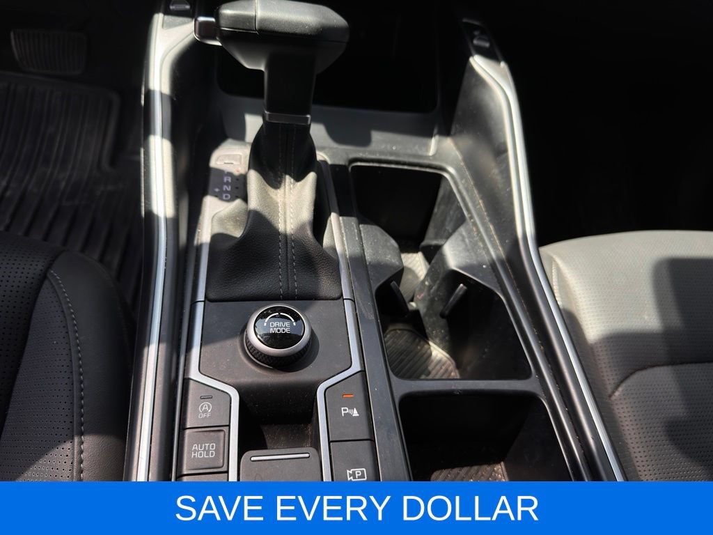 Used 2025 Kia Sorento S w/ Panoramic Sunroof Package FWD image 13