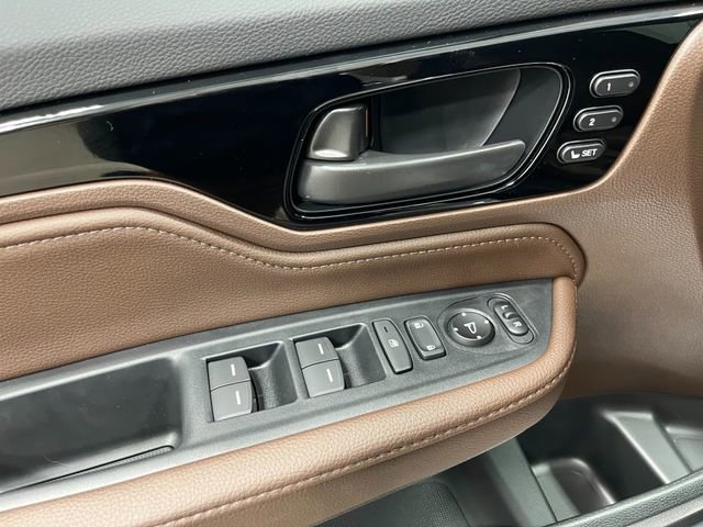 New 2026 Honda Odyssey Touring image 16