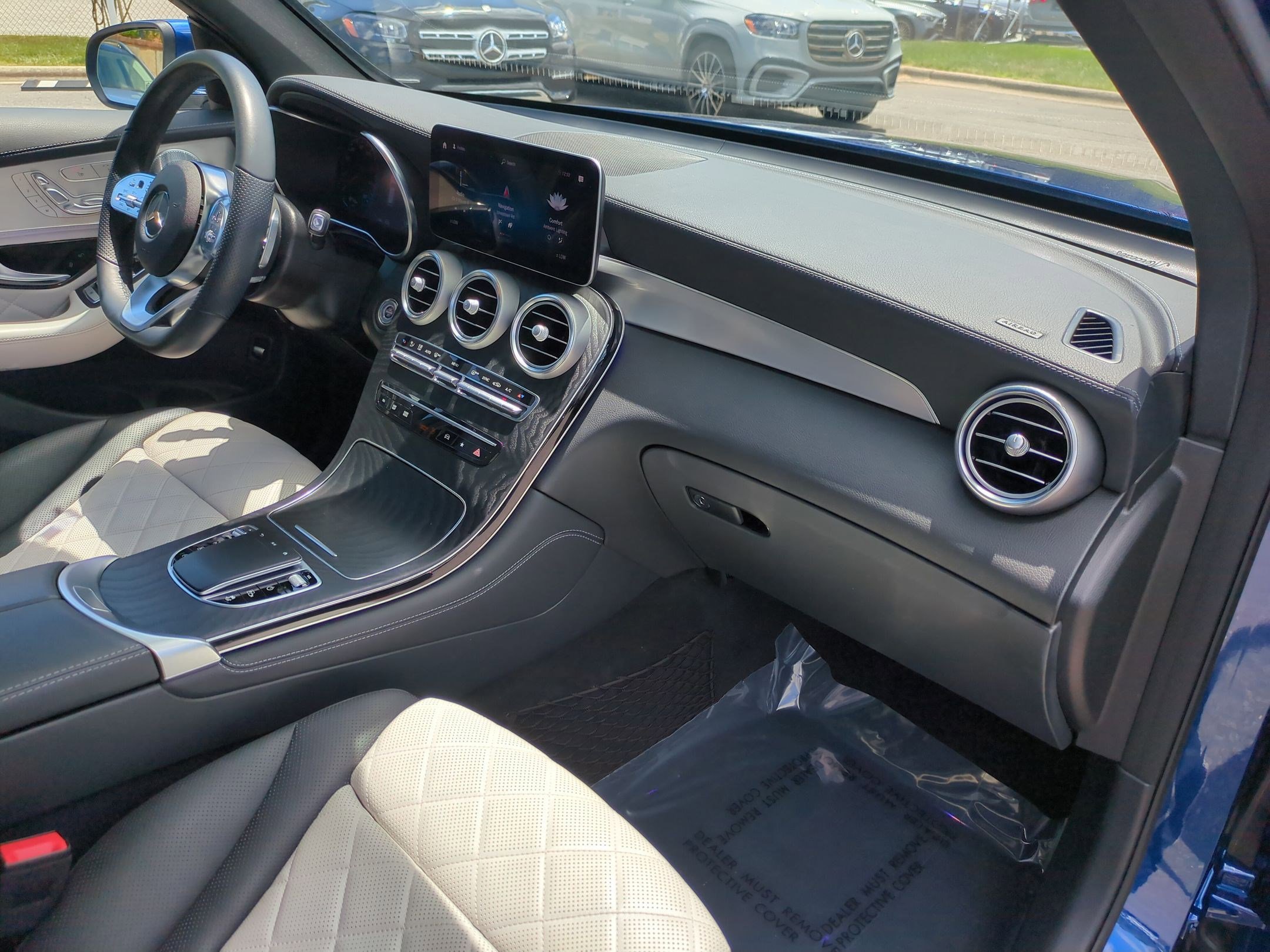Used 2020 Mercedes-Benz GLC 300 4MATIC image 37